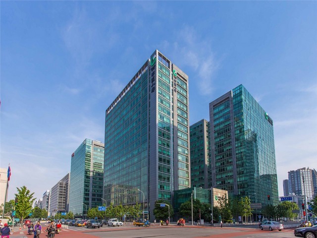 山东双曲钢结构造型景观雕塑